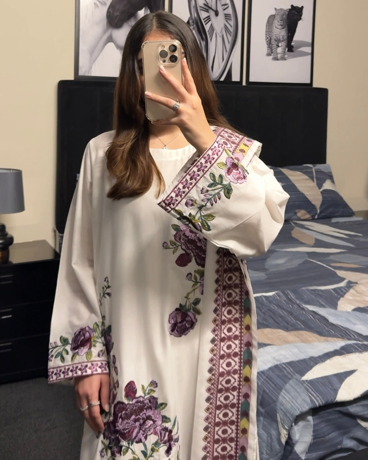 Floral Elegance - 3-Piece Embroidered Lawn Suit