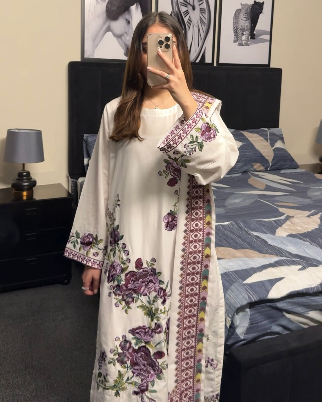 Floral Elegance - 3-Piece Embroidered Lawn Suit